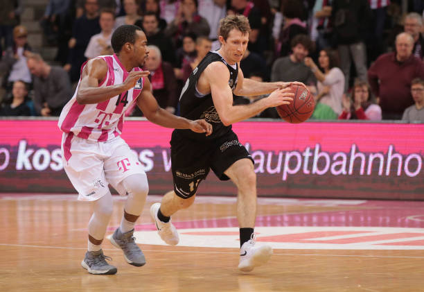 激励他们勇 激励他们勇