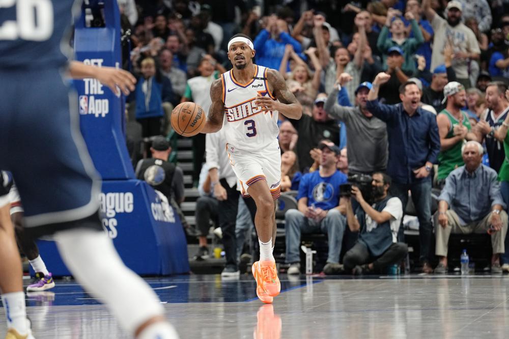 他的表现并 他的表现并