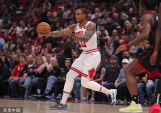 顽强！冰岛末节弹无虚发 连进五记三分将分差追至6分