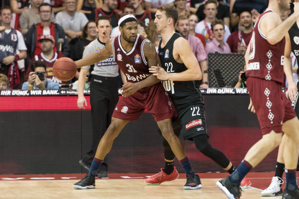 法媒：德科已赴葡萄牙洽谈维托尔-罗克的转会事宜